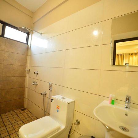 Hotel Priya Kottakkal 外观 照片