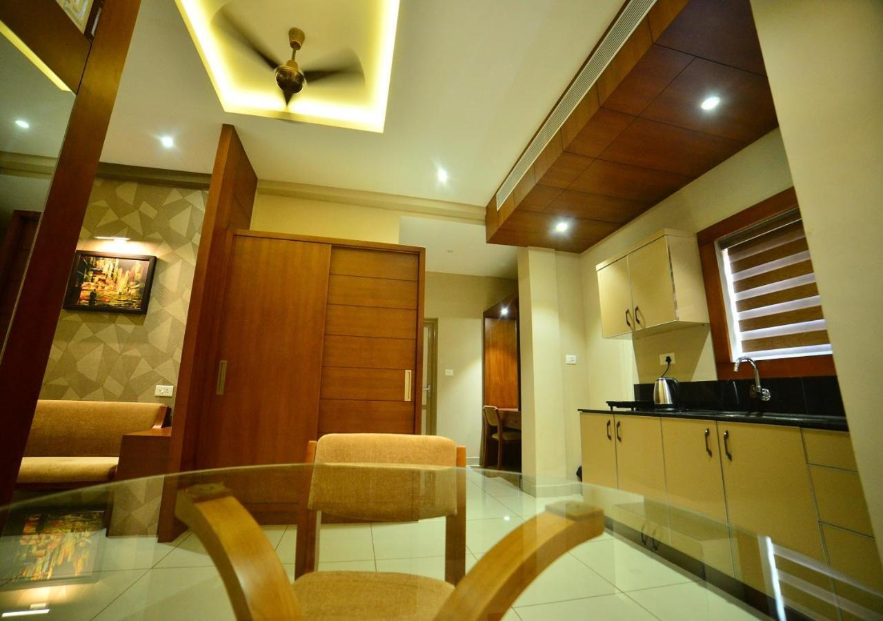 Hotel Priya Kottakkal 外观 照片